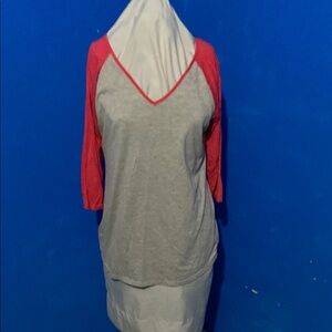 Gray Raglan 3/4 Sleeve Tee (XL)